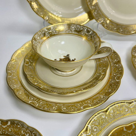 Кофейное трио Konigl pr Tettau Германия 1954-68гг, фарфор айвори, позолота, 130мл. Картинка 1